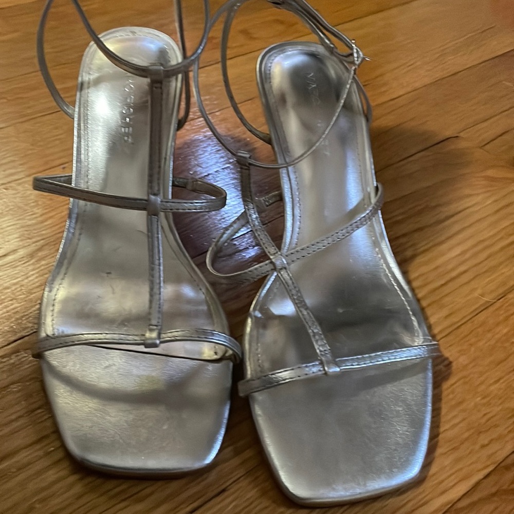 Marc fisher heels